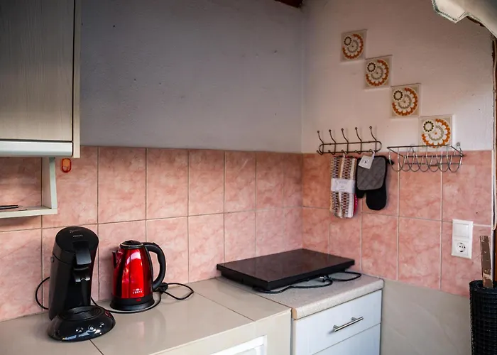 Daire Seaside By Golden Host